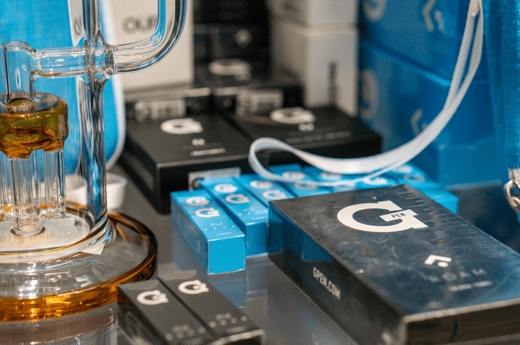 What exactly is a head shop? - Day N Night | CBD, Kratom, Nootropic, Vape, Smoke, Head Shop